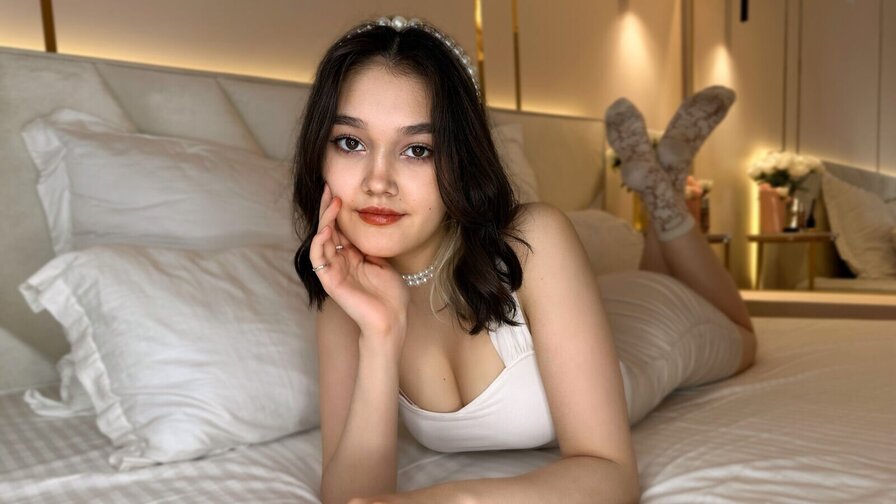 Free Live Sex Chat With LunaRey